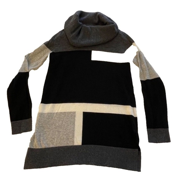 INC Wool Blend Colorblock Cowl Neck Womens Long Sweater Grey/Black Size S - Picture 2 of 4